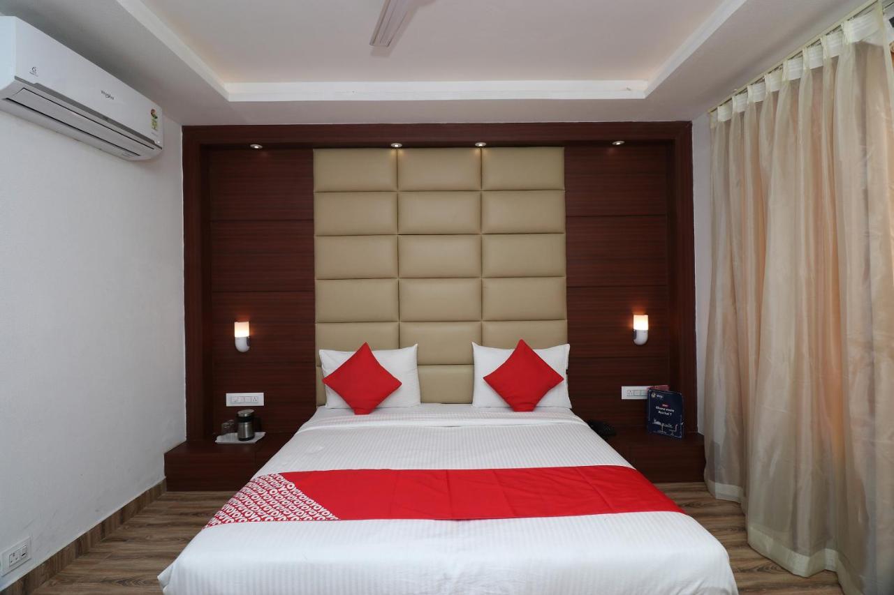 Hotel Capital O 16003 Glorify Taj By Marygold 3*